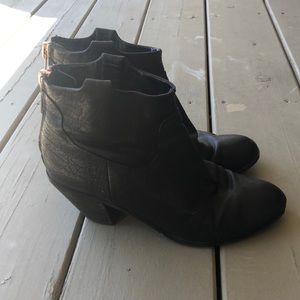 Sam Edelman black leather booties